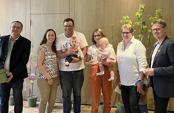 22 VP-Lebensbäumchen für Babys in Rosenburg-Mold